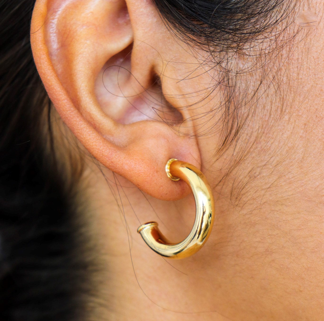 Simona Hoop Earrings